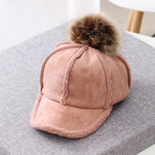 Load image into Gallery viewer, Pom Hat